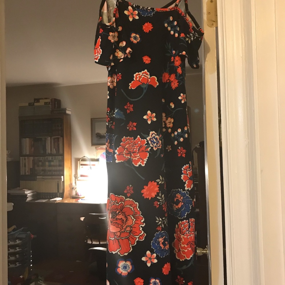 Strapless flowered summer dress